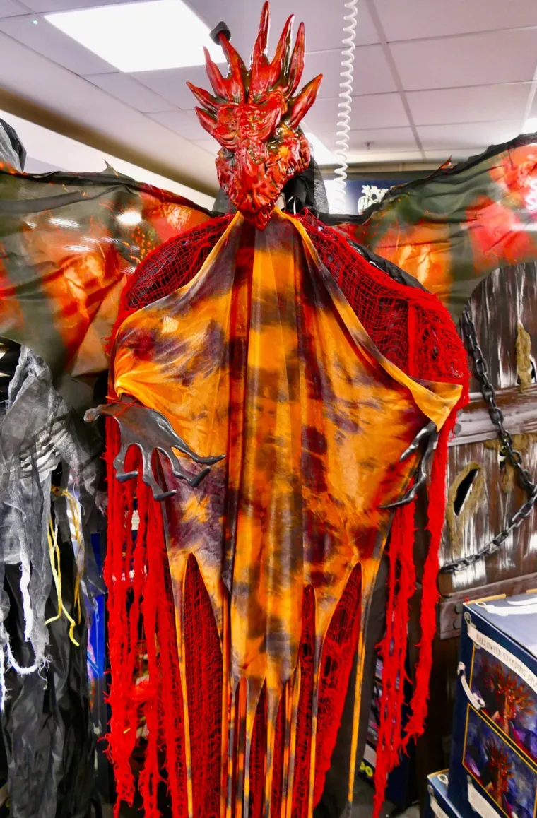 Trgovci već pune police maskama za Noć vje&scaron;tica, znaju oni dobro gdje je lova