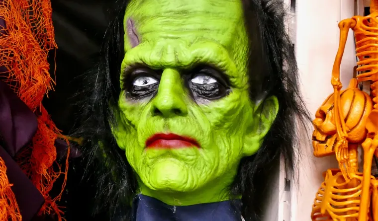 Trgovci već pune police maskama za Noć vje&scaron;tica, znaju oni dobro gdje je lova