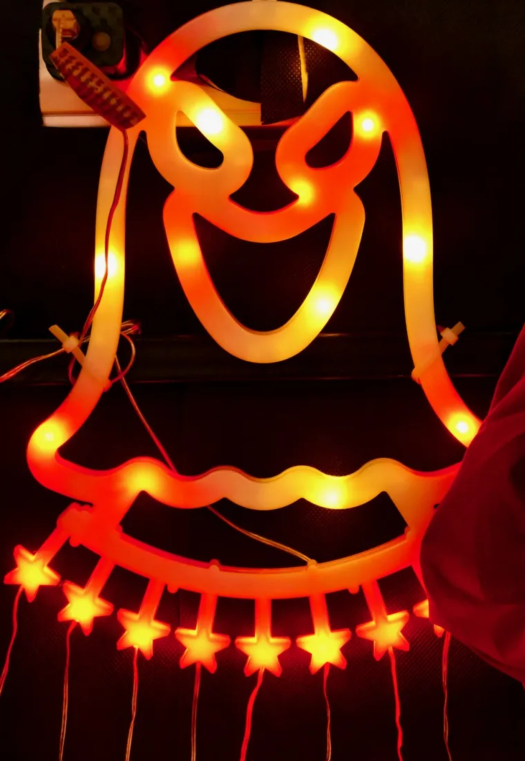 Trgovci već pune police maskama za Noć vje&scaron;tica, znaju oni dobro gdje je lova