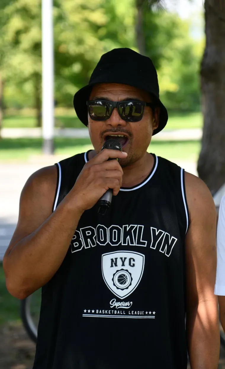Filipinci održali karaoke party na Jarunu, kakvi su to samo odjekivali hitovi