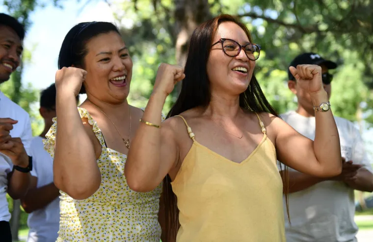 Filipinci održali karaoke party na Jarunu, kakvi su to samo odjekivali hitovi