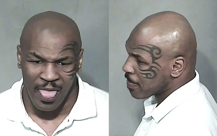 Na popisu se nalazi i po mnogima najveći boksač svih vremena Mike Tyson, koji je lice &quot;ukrasio&quot; tribal motivom. Navodno je prvotno htio istetovirati srca na lice pa se ni ovaj motiv, ne čini tako loš.