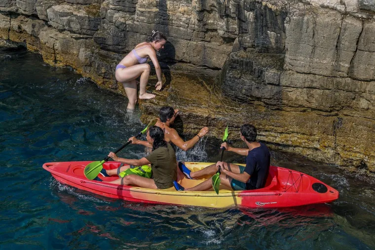 Isklesana tijela, vratolomije i adrenalin: Ovo hrvatskom mjesto je hit među turistima