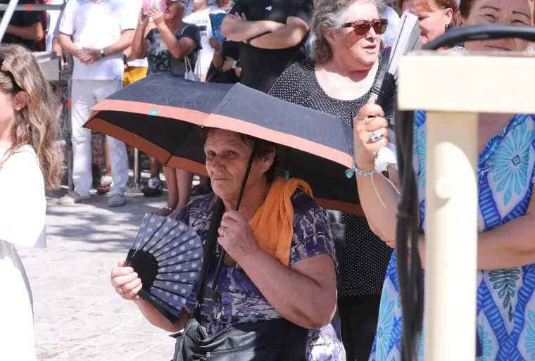 Hoće&scaron; procesiju, janjetinu ili u&scaron;tipke? U Sinj za Veliku Gospu stiglo 50 tisuća ljudi