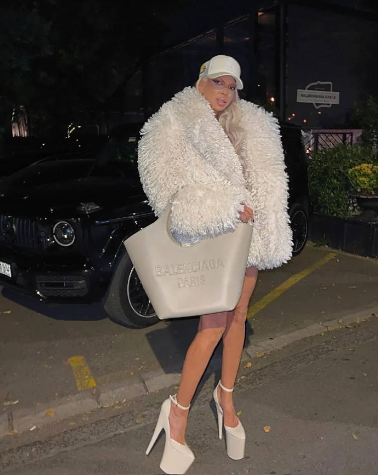 Kontroverzna glazbena diva slavi rođendan: Karleu&scaron;i nitko ne bi dao ove godine