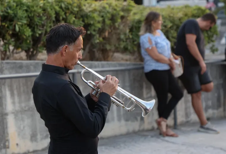 Solin se oprašta od poginulog kormilara Marka Topića: Oglasile se Jadrolinijine sirene