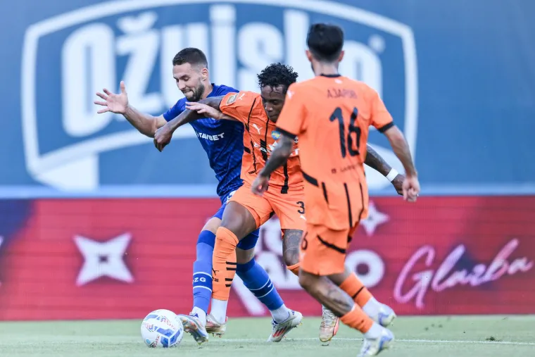 &Scaron;ahtar Donjeck