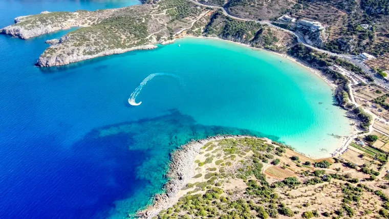 Zahvaljujući plažama i toploj klimi, ovdje se možete odmoriti i uživati ​​u temperaturama koje dosežu 23,5°C sve do listopada.