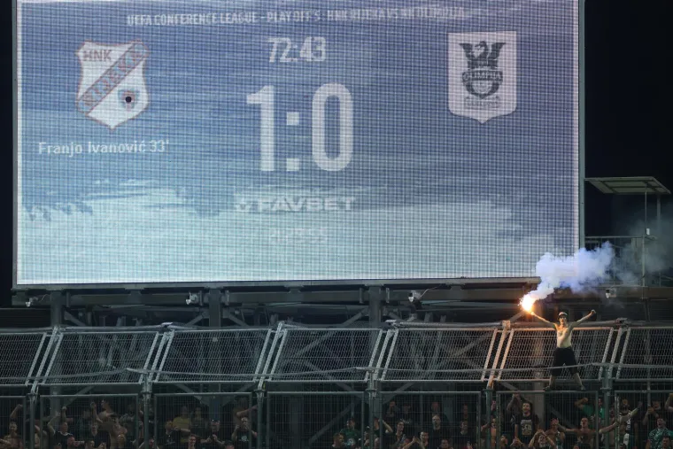 Trenutak koji niste mogli vidjeti u TV prijenosu: Slovenski navijač u prvom planu