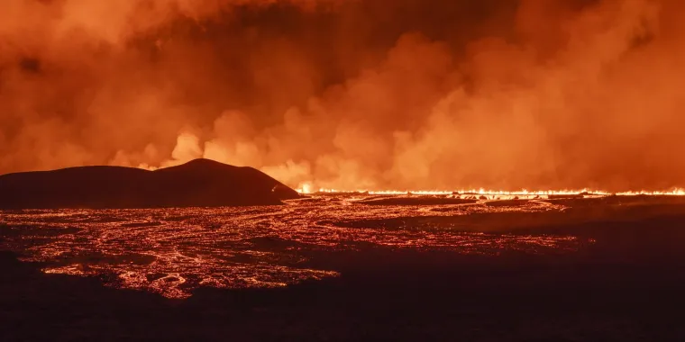 Pogledajte spektakularne, ali i zastrašujuće fotografije erupcije vulkana na Islandu