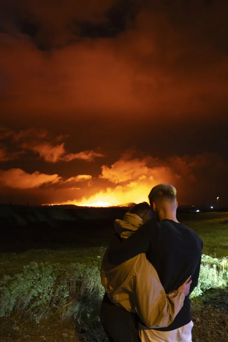 Pogledajte spektakularne, ali i zastrašujuće fotografije erupcije vulkana na Islandu