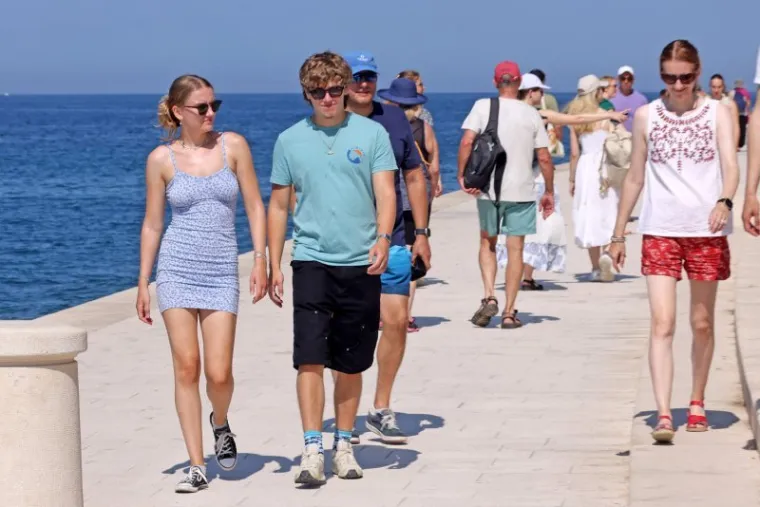 Zadarska &scaron;pica pokazala sve čari ljeta: Ležernim izdanjima protiv vrućine