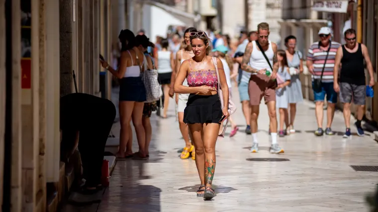 Zadarska &scaron;pica pokazala sve čari ljeta: Ležernim izdanjima protiv vrućine