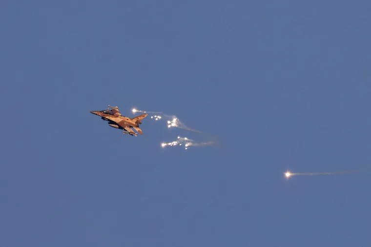 Ovo su posljedice napada Hezbollaha na Izrael s više od 320 raketa. Proglašeno izvanredno stanje