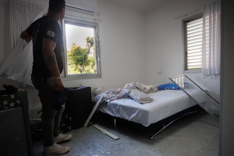 Ovo su posljedice napada Hezbollaha na Izrael s više od 320 raketa. Proglašeno izvanredno stanje