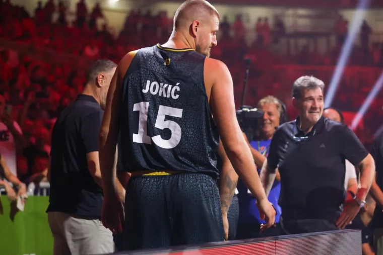 Legendarni Slovenac otišao u mirovinu, na spektakularni oproštaj stigli Dončić i Jokić