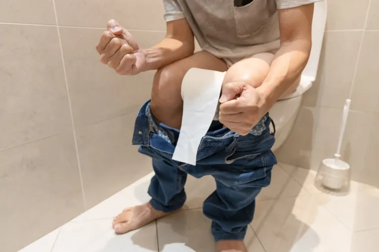 5. Imam li hemoroide?