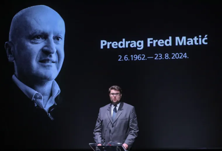 Političari se u suzama opraštaju od Freda Matića. Pogledajte tko je sve došao na komemoraciju