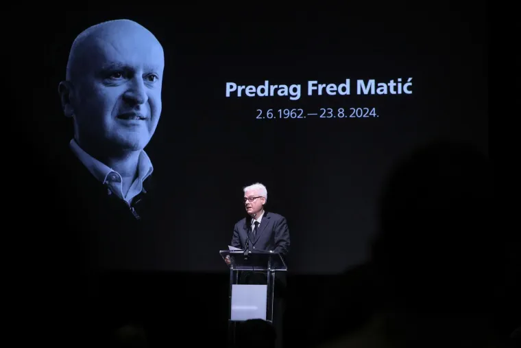 Političari se u suzama opraštaju od Freda Matića. Pogledajte tko je sve došao na komemoraciju