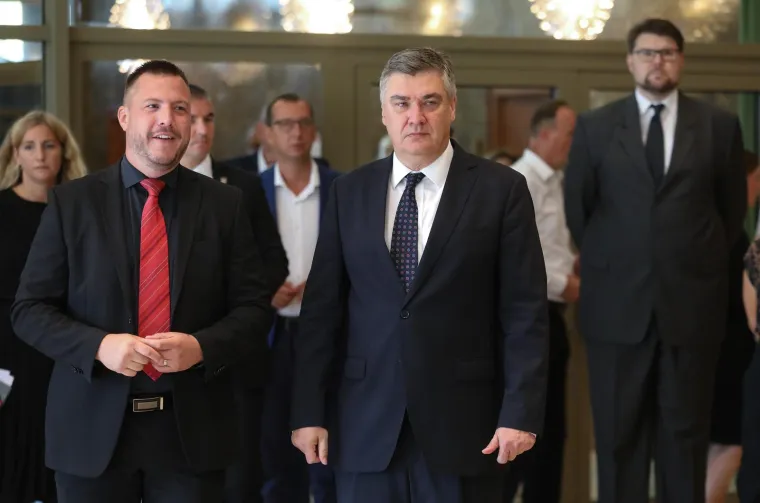 Političari se u suzama opraštaju od Freda Matića. Pogledajte tko je sve došao na komemoraciju