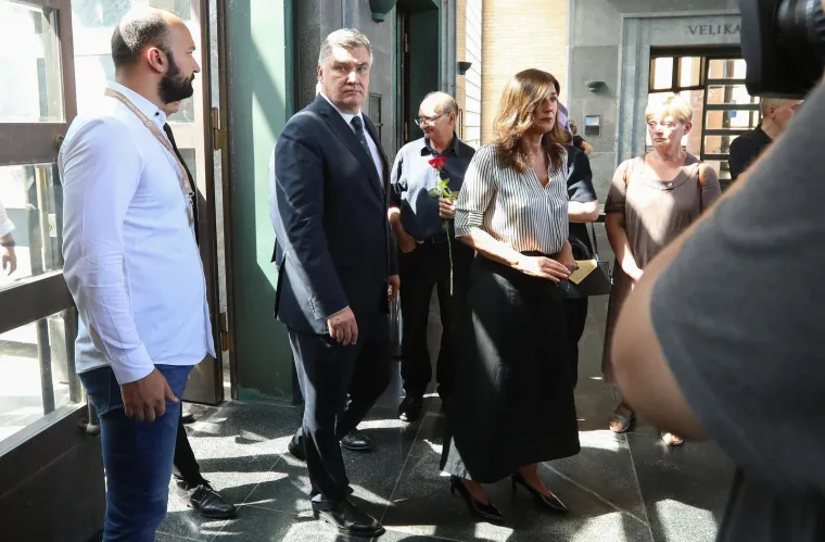 Stotine se oprostile od Predraga Freda Matića, među njima Milanović, stranački kolege, ministar Medved