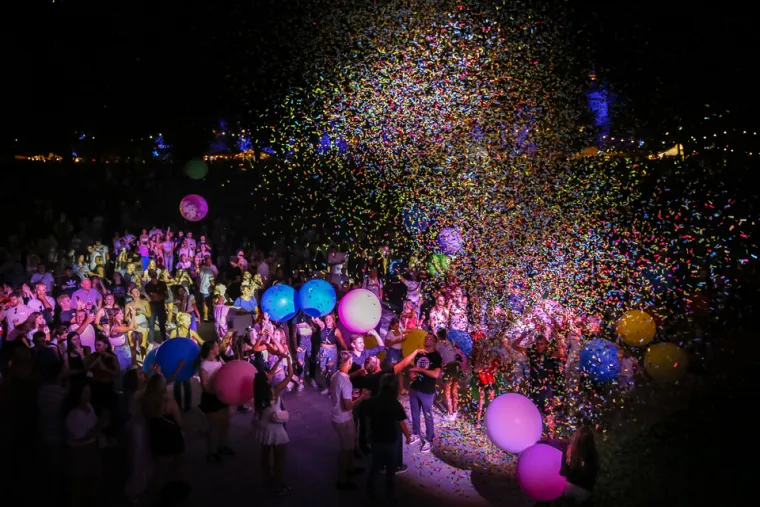 Hrana, pivo, glazba: Otvoreni su 37. Dani piva u Karlovcu: Evo kakva je atmosfera bila