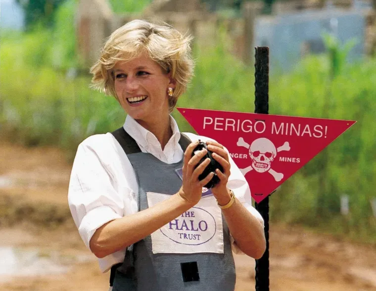 Kassemi, koji žive u Londonu, prodaju pisma putem aukcijske kuće 16. veljače. 