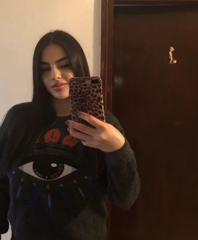 Zgodna Iva iz Velike Gorice osvojila je Vedranovo srce davnih dana, a o njihovoj ljubavi mediji su 2008. godine detaljno izvje&scaron;tavali javnost.