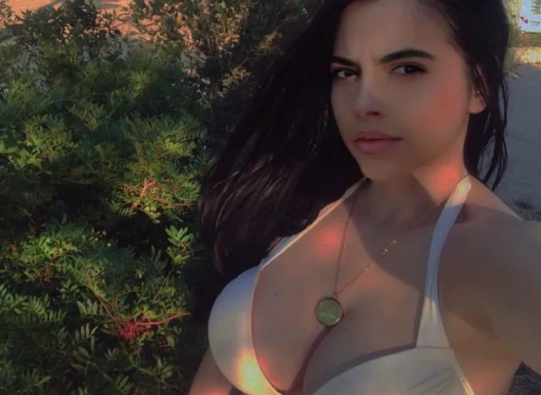 Bila je Ćorlukina fatalna ljubav: Evo kako danas izgleda atraktivna Iva kojoj je Vedran posvetio tetovažu