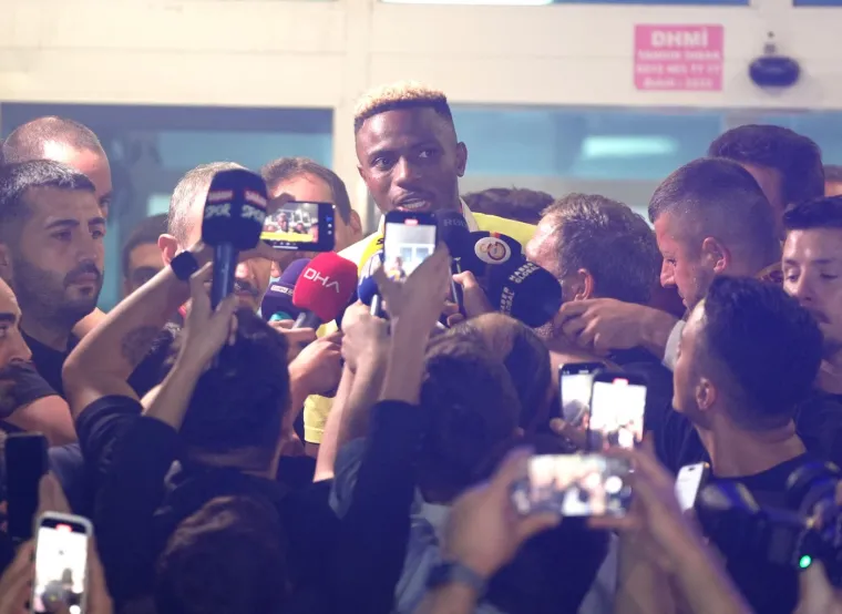 Najluđa transfer priča ovog ljeta je okončana ludnicom na aerodromu