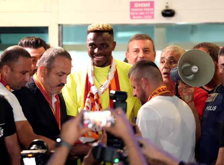 Najluđa transfer priča ovog ljeta je okončana ludnicom na aerodromu