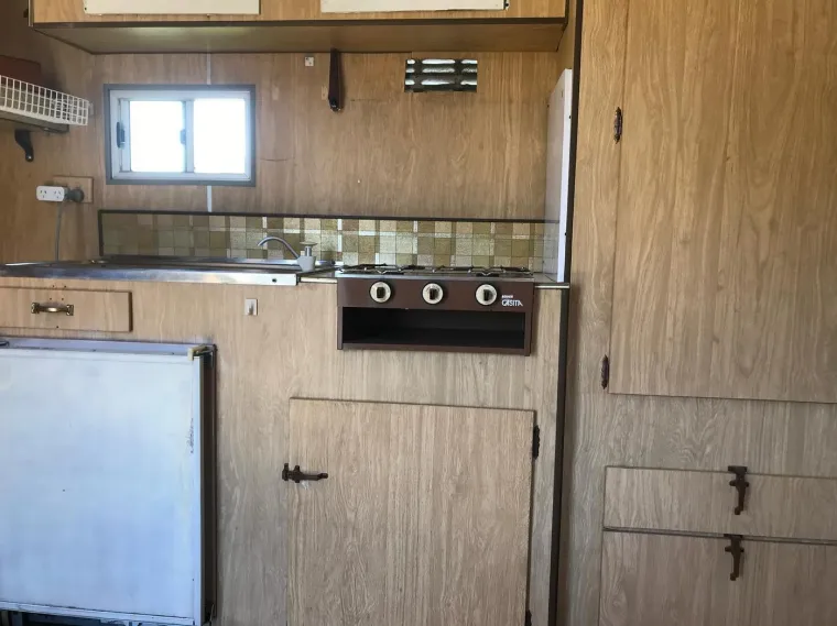 Ovaj par uštedio je 9000 eura na smještaju, a pogledajte kako to izgleda iznutra