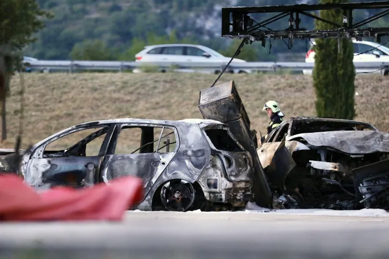 Pogledajte stravične scene na benzinskoj postaji. Ozlijeđeni se bore za život