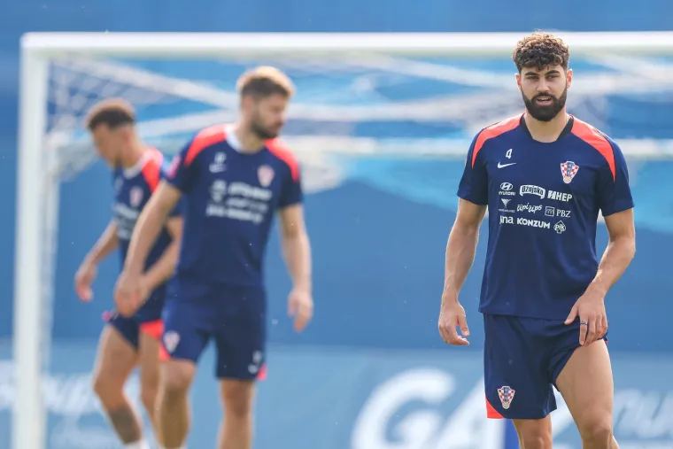 Sjajno raspoloženje pred težak okršaj u Portugalu: Neuništivi Modrić predvodi i nova lica