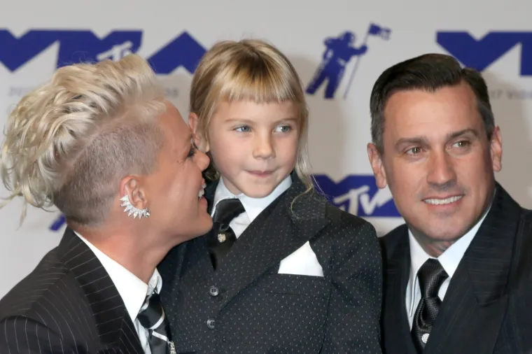 Pjevačica P!nk poznata je po svojim kratkim frizurama. Koja joj najbolje stoji?