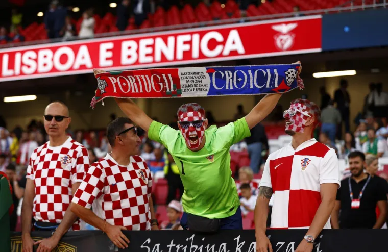 Podr&scaron;ka navijača nije izostala ni u Portugalu: Hrvatske boje ponosno su sjale i na Luzu