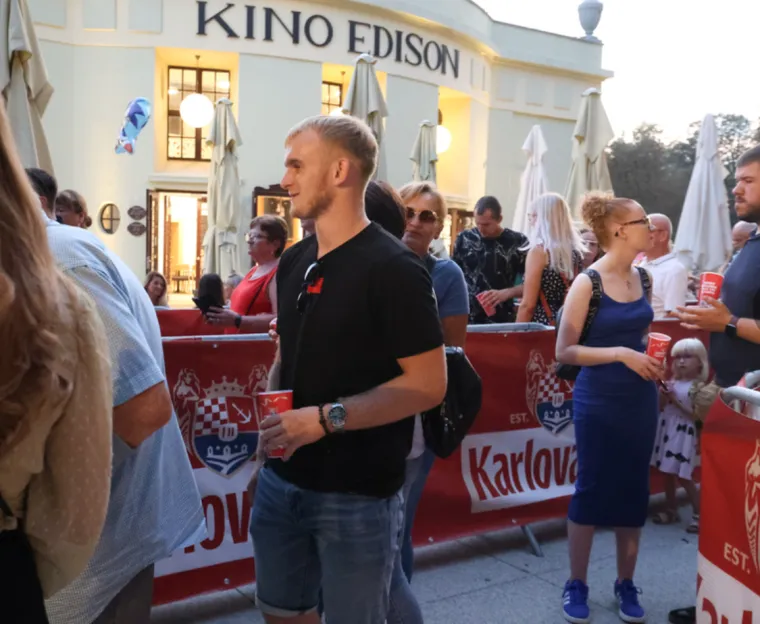 Tko kaže da je pivo rezervirano za mu&scaron;karce? Evo koje su ljepotice pro&scaron;etale pivskim festivalom