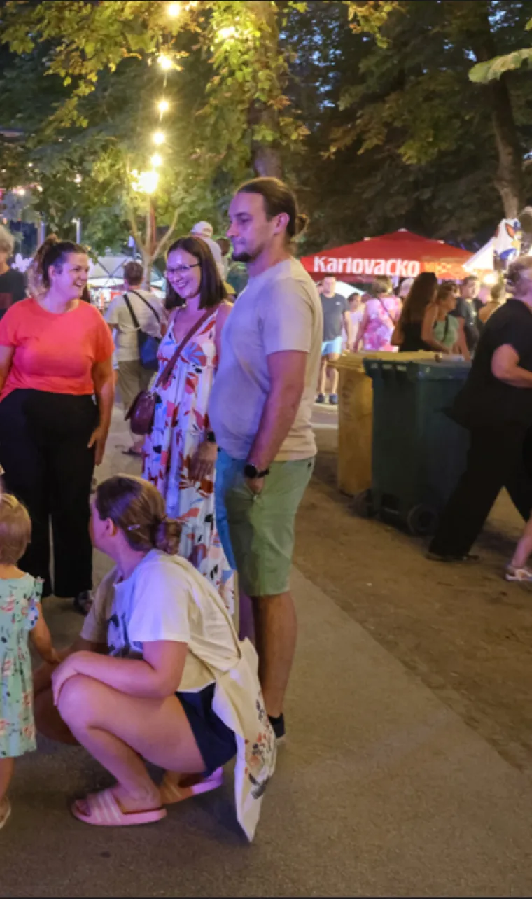 Tko kaže da je pivo rezervirano za mu&scaron;karce? Evo koje su ljepotice pro&scaron;etale pivskim festivalom