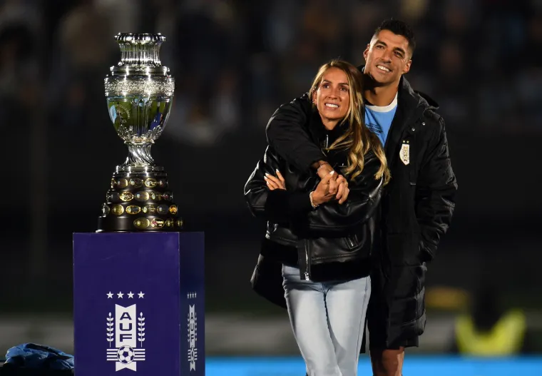 Emotivne scene: Suarez se nakon 17 godina oprostio od reprezentacije