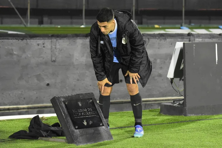 Emotivne scene: Suarez se nakon 17 godina oprostio od reprezentacije