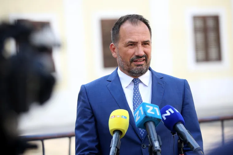 Da, da - to je Igor Peternel