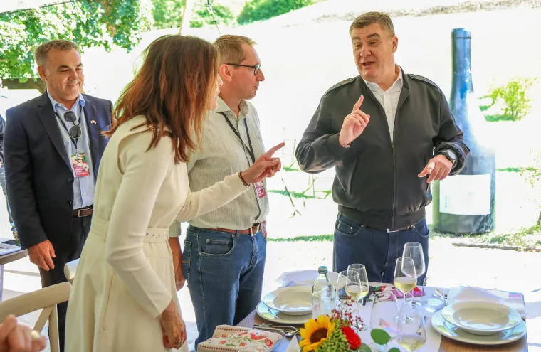 Milanović s flasterom, SDP-ov gradonačelnik: 'Neki piju od radosti, neki od tuge, a mi od jutra!'