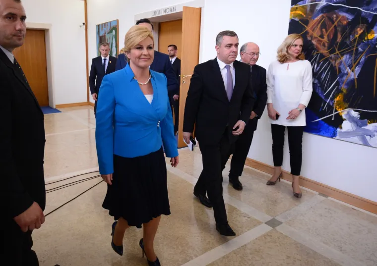 Poznate dame koje su se borile s viškom kilograma: Pogledajte kako su se prepolovile