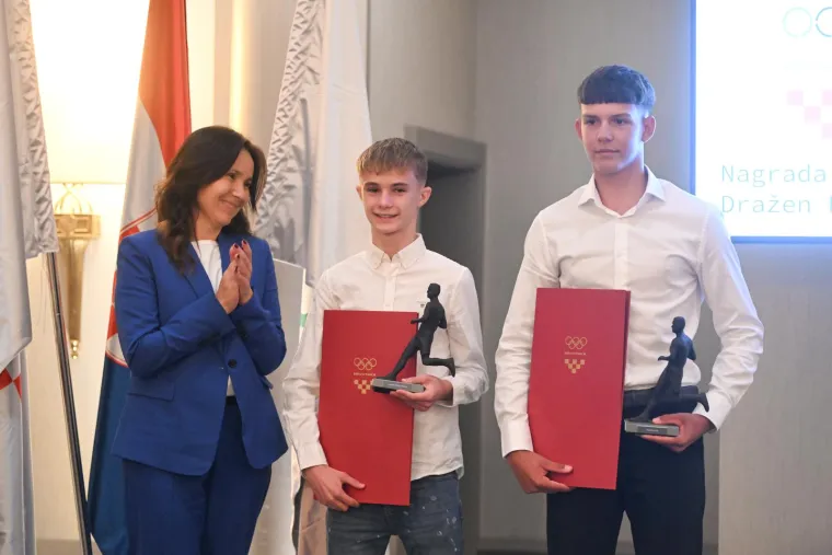Mladim sportašima i sportašicama po prvi puta dodijeljena statua Dražena Petrovića