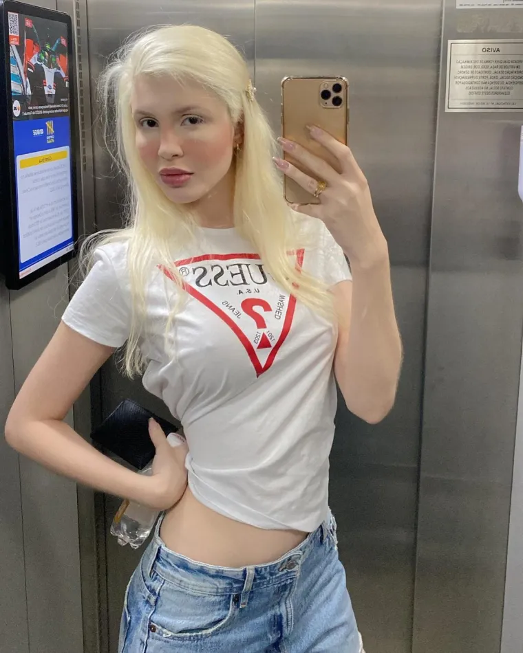 Sabrina Low