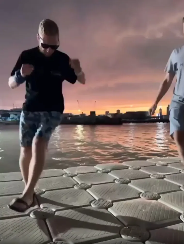 Turista pogodio grom ispred kamere: 'Majica na njemu je gorjela'