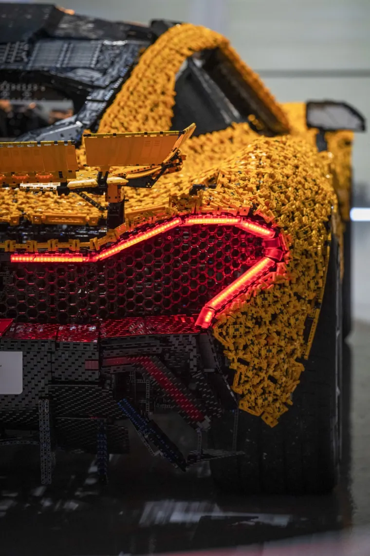 Sastavili su McLaren P1 od Lego kockica i dokazali svijetu da to stvarno juri