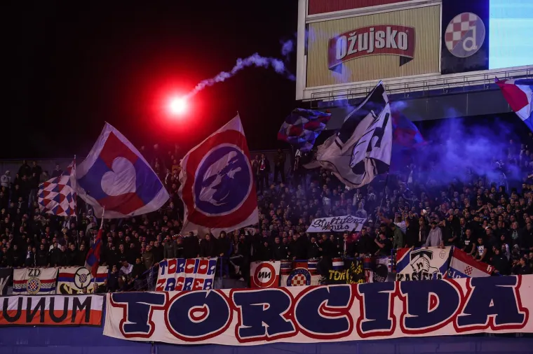 Zanimljiv prizor u svečanoj loži: Pogledajte gdje sjedi predsjednik Dinama, a gdje Hajduka