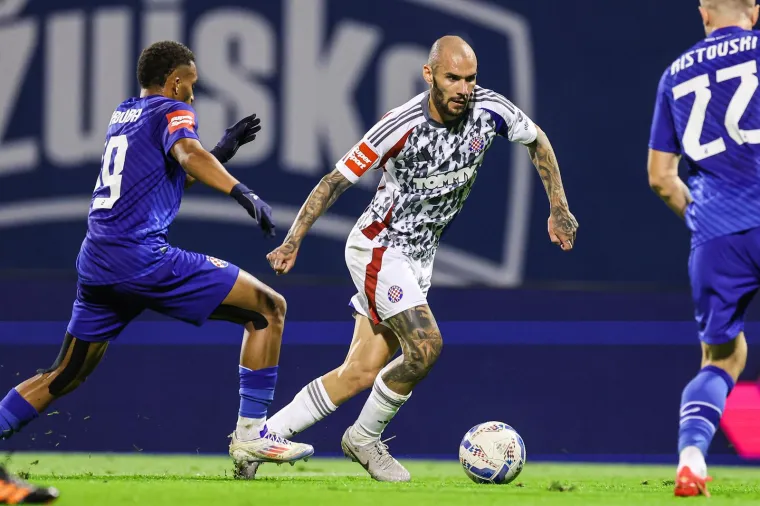 Zanimljiv prizor u svečanoj loži: Pogledajte gdje sjedi predsjednik Dinama, a gdje Hajduka