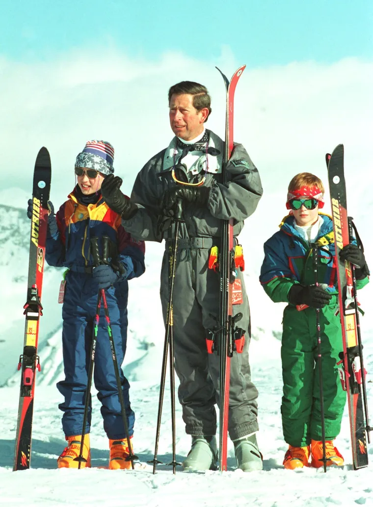 Princ Harry s kraljem Charlesom i princom Williamom